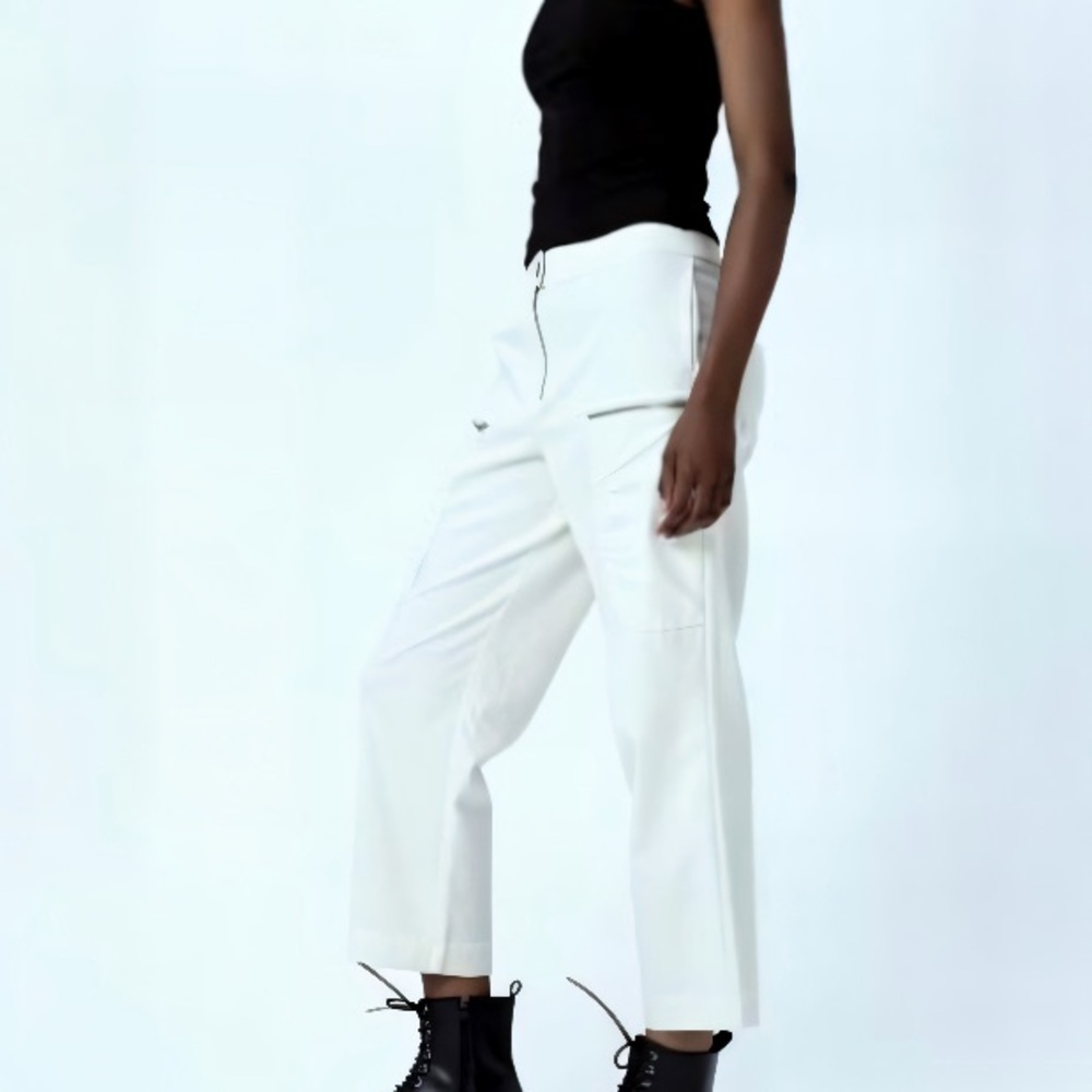 White pants - Picture 16 of 16